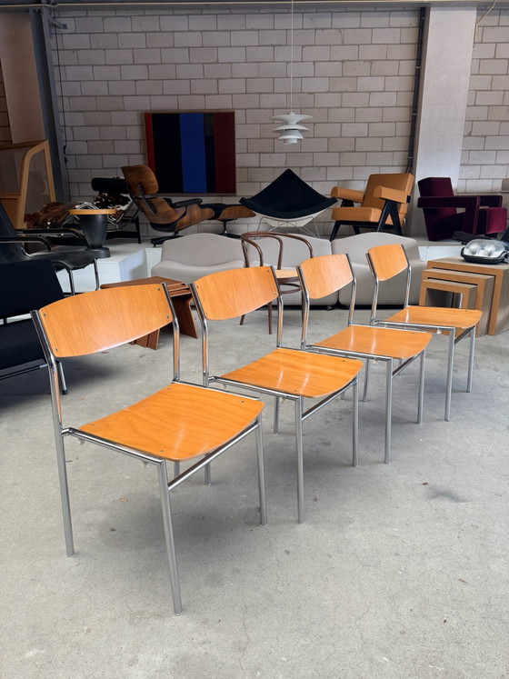 Chaise empilable vintage Gijs van der Sluis (stock: 13), Chaises de salle à manger, Bois, Chrome, Marron (photo 3 sur 15)