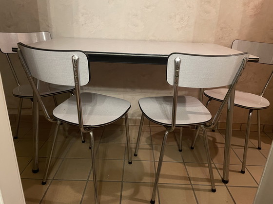 Image 1 of Formica table and chairs