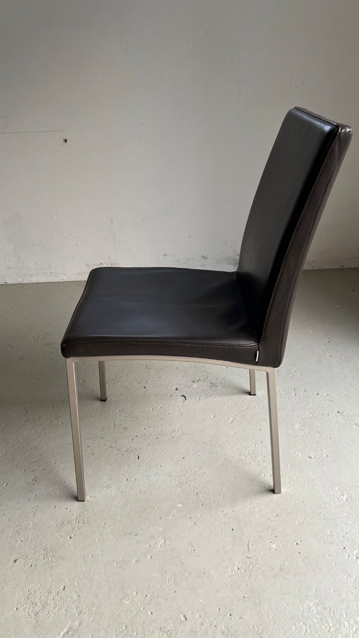 8 leather dining chairs BoConcept
