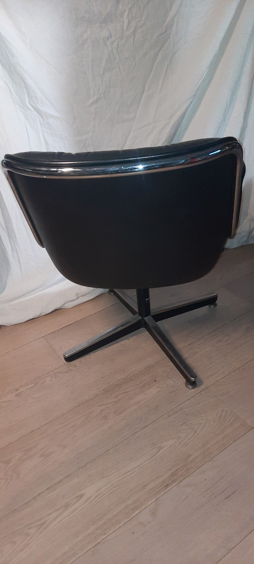Poltrona direzionale Knoll Pollock vintage anni '70 – pelle nera, base a 4 stelle