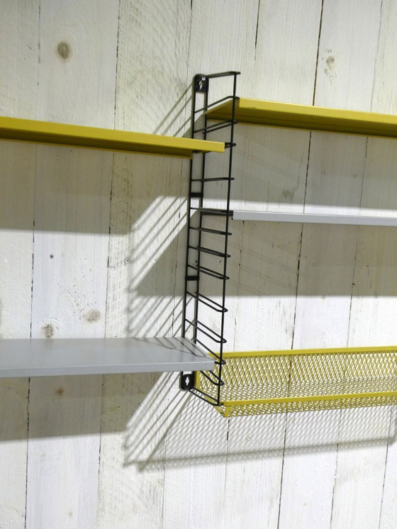 Image 1 of Pensile Tomado