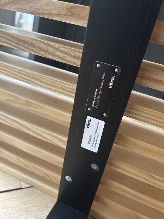 Nelson bank van Vitra - 122 cm – Kuipstoelen, Wood (photo 5 of 5)