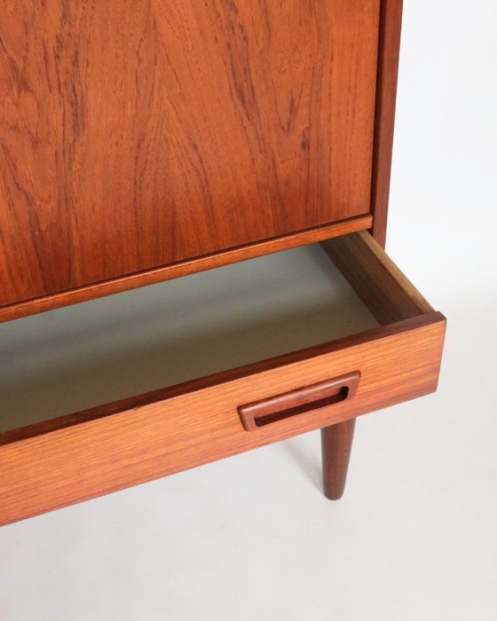 Image 1 of Vintage teak highboard Danish design sideboard sideboard