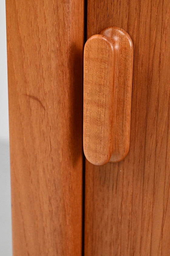 Image 1 of Armoire haute Silkeborg
