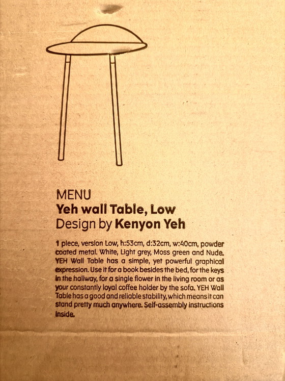 Menu / Audo Copenhagen | Yeh Wall Table – Side tables, Metal (photo 12 of 14)