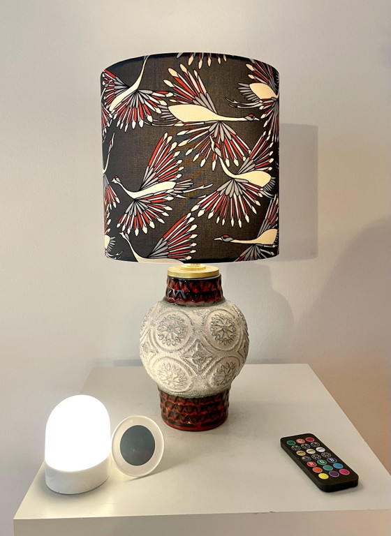 Image 1 of Upcycling : Lampe de table fabriquée à partir d'un vase en céramique Bay - Design de Bodo Mans - Forme 62 - 17