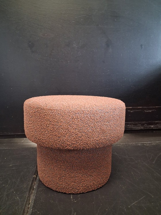 Image 1 of Dalí Pouf