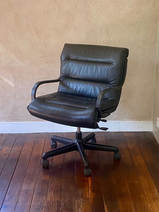  Fauteuil de Bureau en cuir Ajustable Année 90.   Ref Hugo