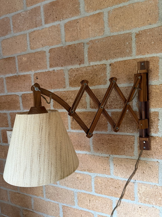 Image 1 of Lampada da parete a forbice in legno di teak, metà secolo