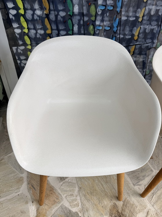 Image 1 of Muuto - Sedia in fibra con base in legno