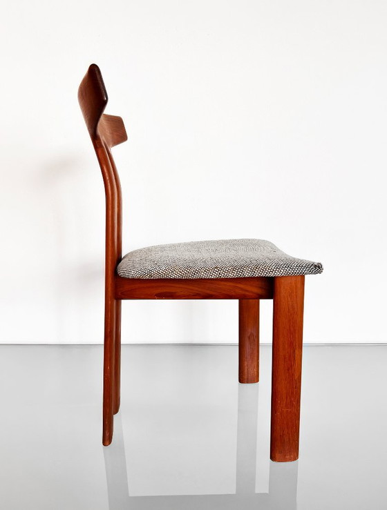Juego de dos sillas T raras fabricadas en Dinamarca – A.B.J. Møbler, Sillas de comedor, Wood, Vintage (photo 6 of 20)