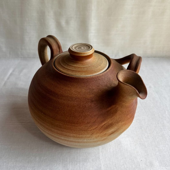 Image 1 of Deense steengoed theepot uit de jaren 70 van Karlslunde Keramik - Sculpturale Wabi Sabi