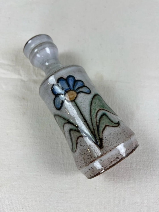 Handmade vase – Porcelain (photo 4 of 6)