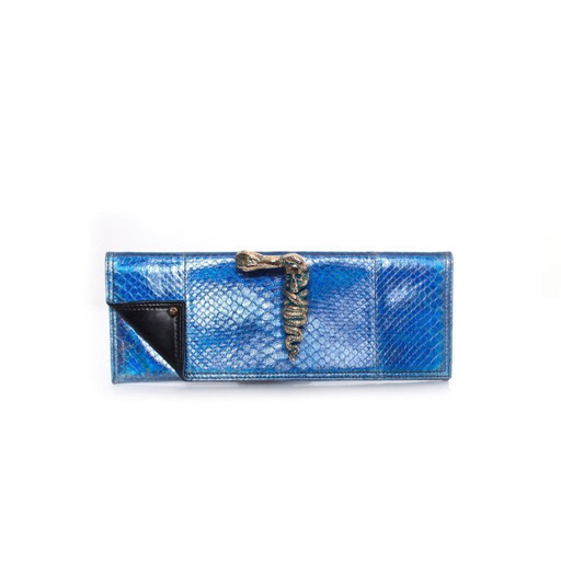 Maison Du Posh, pochette con anello a nocca in pelle di serpente con rivestimento metallico.