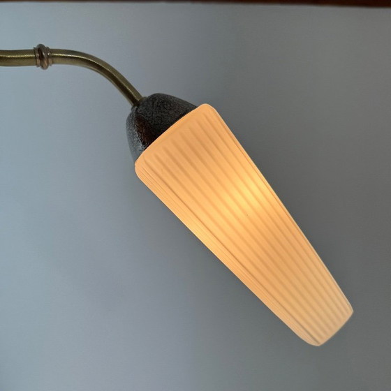 Image 1 of ANCIENNE APPLIQUE LAITON ET OPALINE VINTAGE