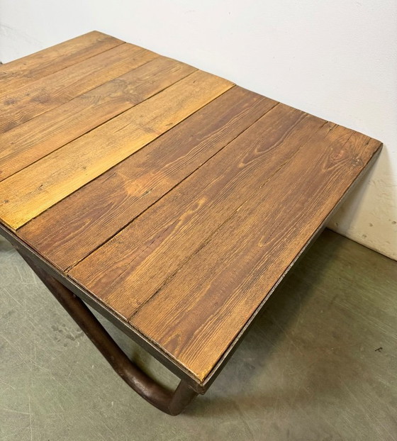 Image 1 of Tavolino da caffè industriale, anni '60