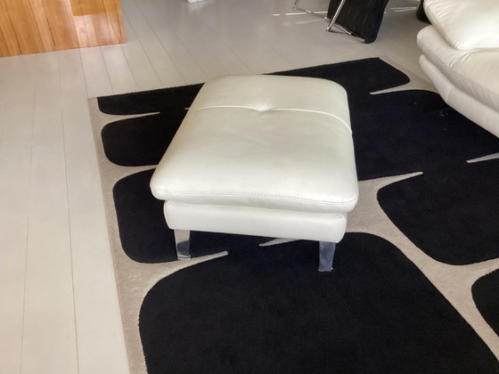 Schönes weißes Ledersofa mit passendem Hocker – DFS, Chaise longue, Leather (photo 4 of 12)
