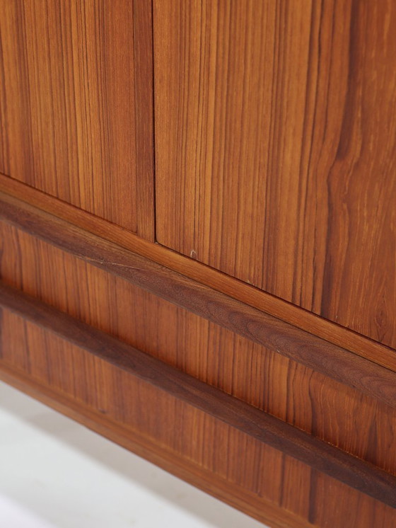 Image 1 of Buffet haut étroit A.P. Møbler, teck vintage danois des années 1960