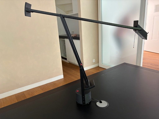2 x Artemide Tizio bureau lamp