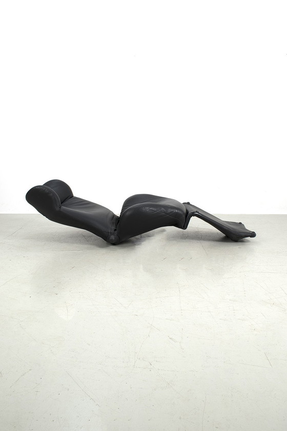 Image 1 of Sillón Cassina Wink en piel negra diseño Toshiyuki Kita