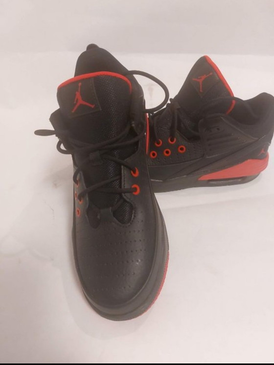 Image 1 of Nike Air Jordan 3 nuove, nella scatola originale, taglia 40