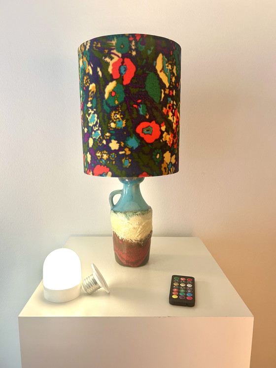 Image 1 of Oost-Duitse aardewerk vaaslamp