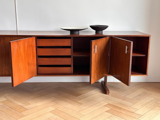 Braziliaans dressoir uit de jaren 60, 266 cm - Zeldzame vondst – Buffetkasten, Wood, Metal (photo 4 of 6)