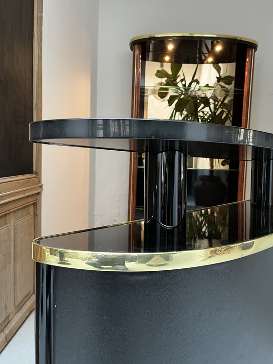 Image 1 of Conjunto de bar, taburetes y muebles de los años 80