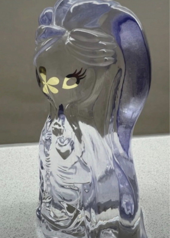 Image 1 of Evento artistico Ikea 2018, statuetta in vetro "Notturna" di Junko Mizuno.