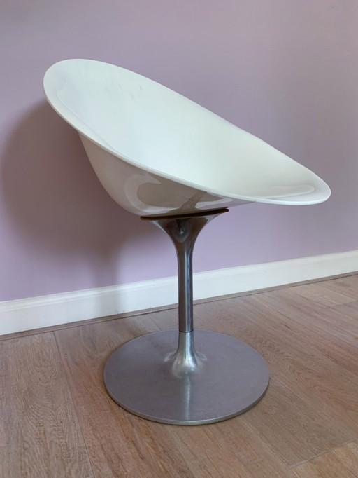 Sedia girevole Kartel disegnata da Philp Starck