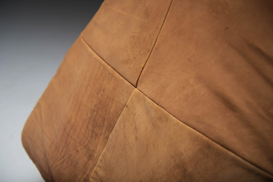 Image 1 of Chaise longue pivotante Delantra en cuir cognac par Gerard van den Berg pour Montis