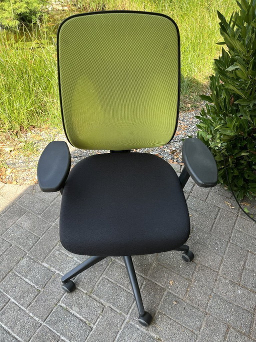 Giroflex 353 – Gebraucht-Bürostuhl mit Netzrückenlehne – bureaustoelen, Textile (photo 2 of 9)