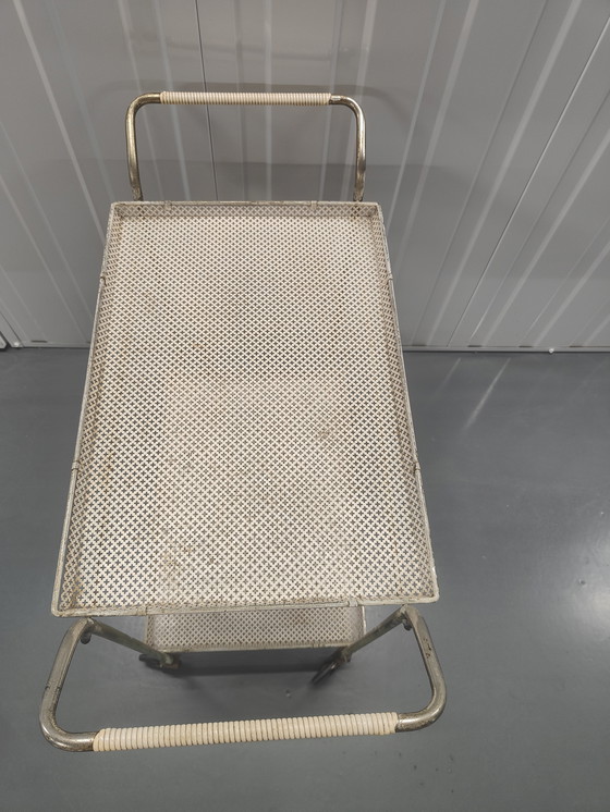 Image 1 of carrello in metallo anni 50-60 colore bianco/crema