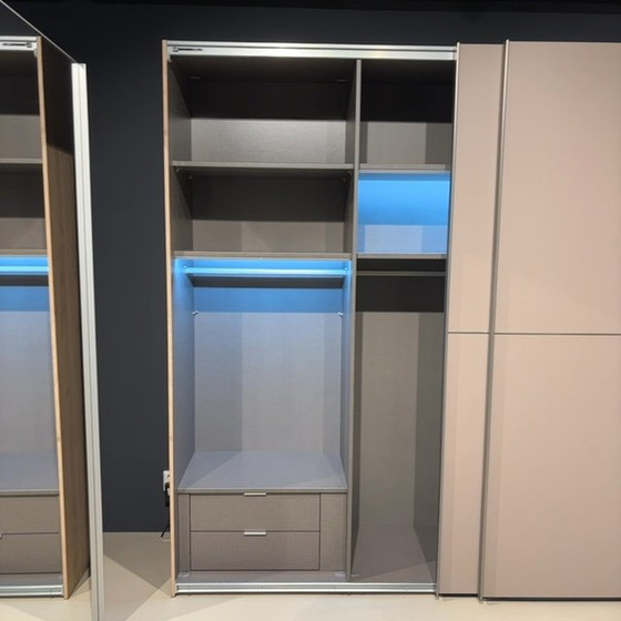 Image 1 of Armadio con ante scorrevoli Nolte Concept ME310