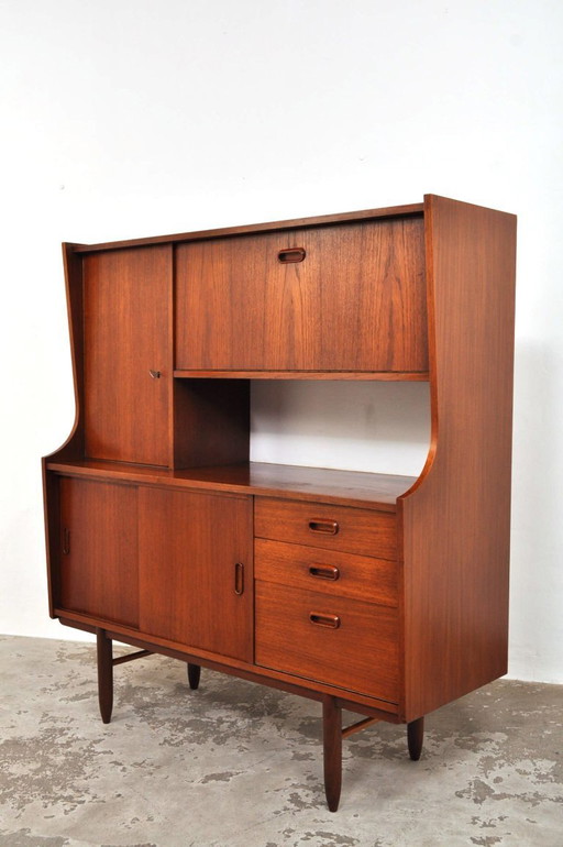 Vintage medium highboard in teak, 1960s