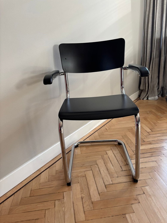 Image 1 of Sedia a slitta THONET S43 (6 pezzi) con e senza braccioli