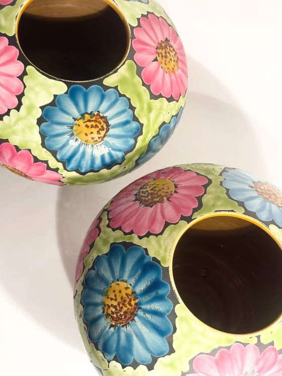Pair of Hand-Painted Ceramic Vases with 60s Flower Power Floral Motifs (photo 5 of 17)