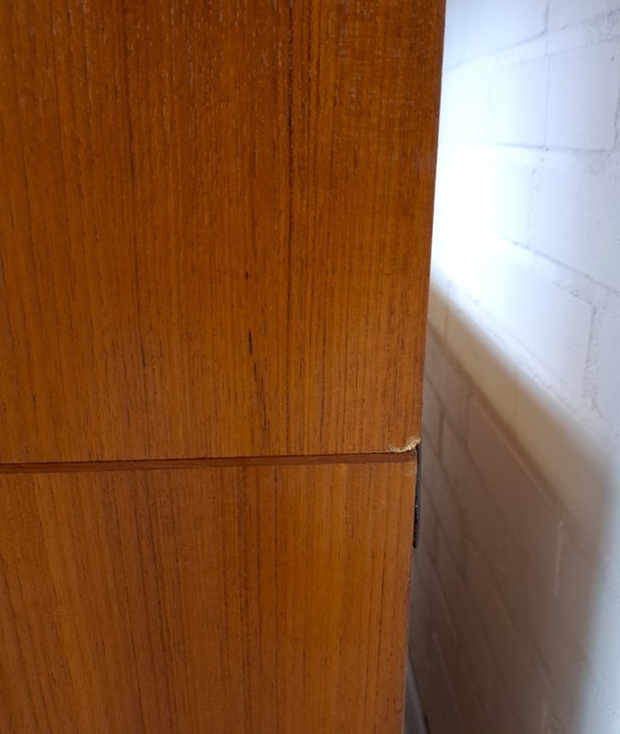 Image 1 of Armario de pared antiguo de teca, diseño danés, década de 1970.