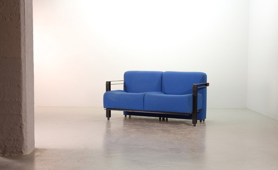 Image 1 of Artifort 2-Sitzer-Sofa im kubistischen Stil der Mitte des 20. Jahrhunderts mit Stahlrahmen und blauem Stoffbezug