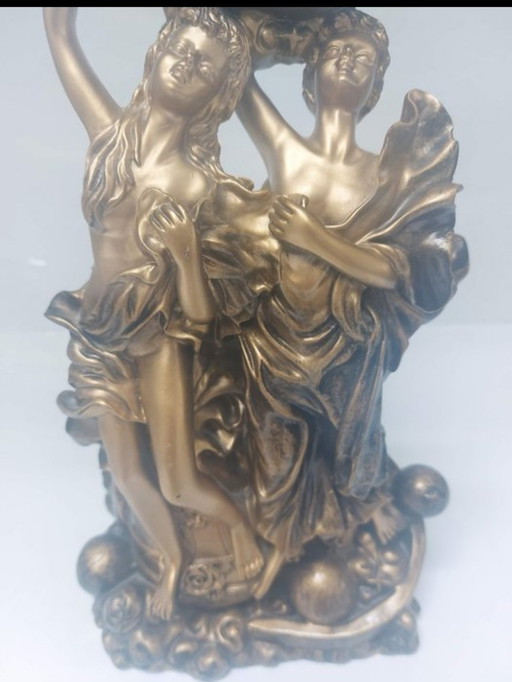 The Two Nymphs with the Crescent
