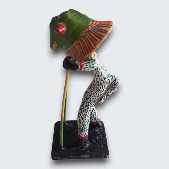 Image 1 of Ensemble de cinq statues figuratives africaines en métal peint à la main – têtes d'animaux – Afrique