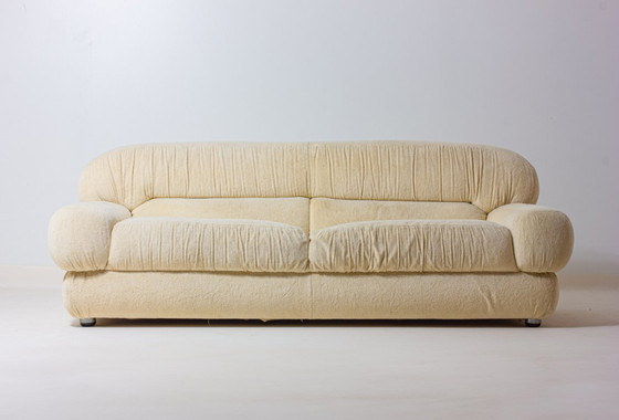 Image 1 of Lussuoso divano a 3 posti in tessuto color vaniglia, Italia anni '70