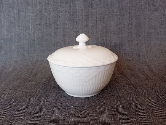 Zuccheriera con coperchio e Lattiera Royal Copenhagen 'White Fluted Half Lace' – Stoviglie, Porcellana (photo 8 of 22)