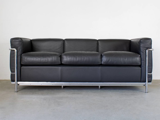 Image 1 of Cassina Lc2 3 -Zitter Design Lecorbusier Leer/Zwart