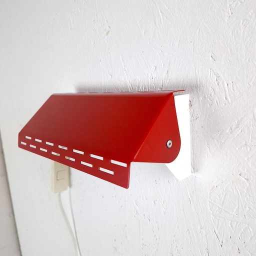 Lámpara de pared metálica vintage G&G roja/blanca de los años 80.