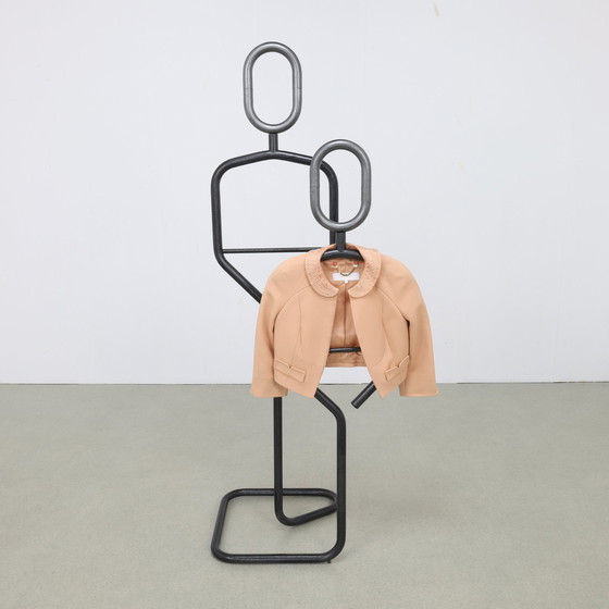 Image 1 of Dressboy postmoderne en métal, 1980