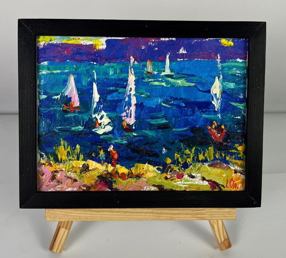 Image 1 of Voiles blanches dans la mer