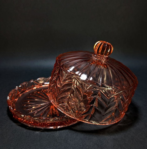 Art Deco Rosaline (Depression Glass) Cake Dome 1930, Table accessories, Pink (photo 3 of 9)