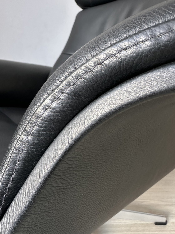 Image 1 of in Übereinstimmung mit dem Design-Sessel von Time Out