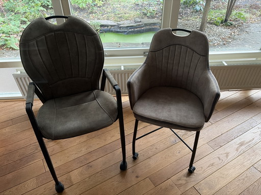 2 sillas con ruedas – eetkamerstoelen, Textile
